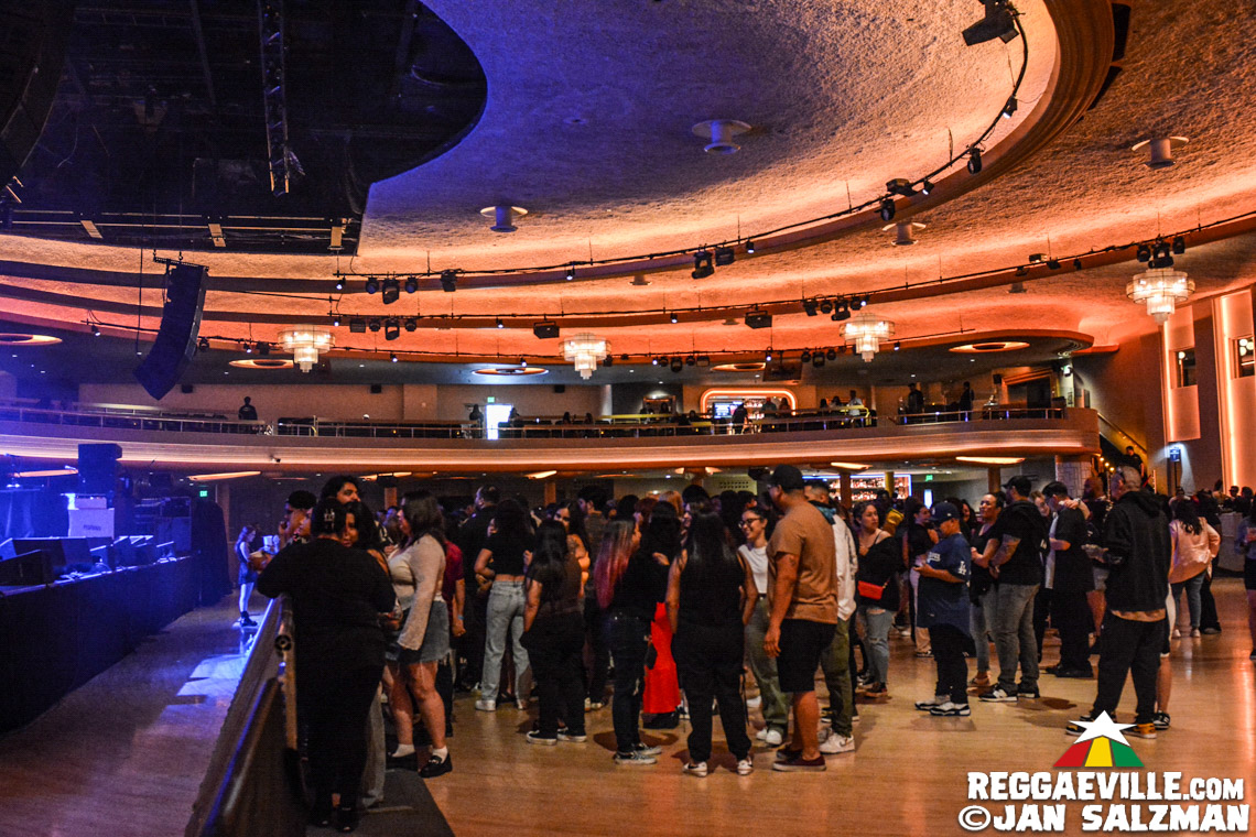 Sean Paul, Farina, Chi Ching Ching, Quan-Dajai, Ras Ajai