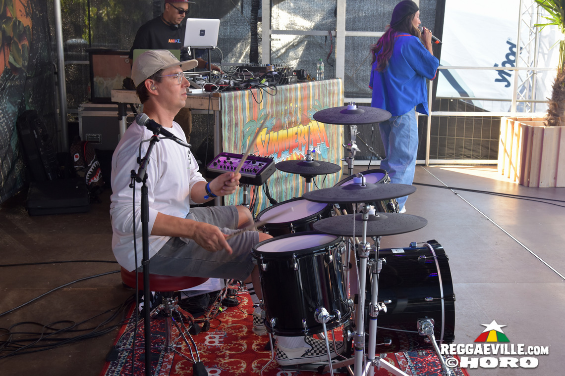 Andrew Murphy, Top Gyal, Queen Tafari, Amiaz.