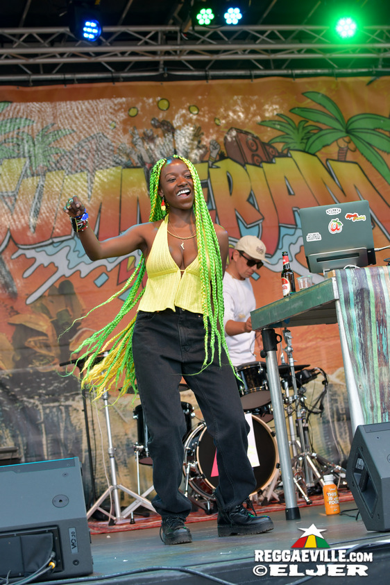 Andrew Murphy, Top Gyal, Queen Tafari, Amiaz.