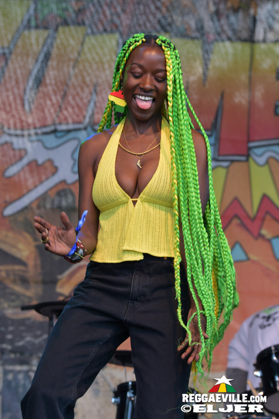 Andrew Murphy, Top Gyal, Queen Tafari, Amiaz.