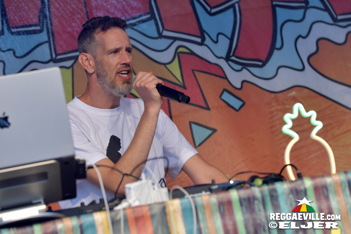 Andrew Murphy, Top Gyal, Queen Tafari, Amiaz.