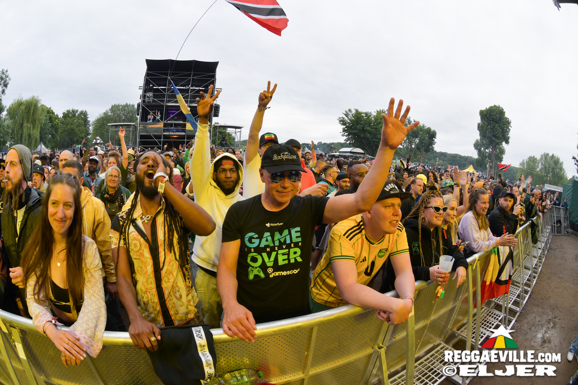 Queen Omega, J Boog, L'Entourloop