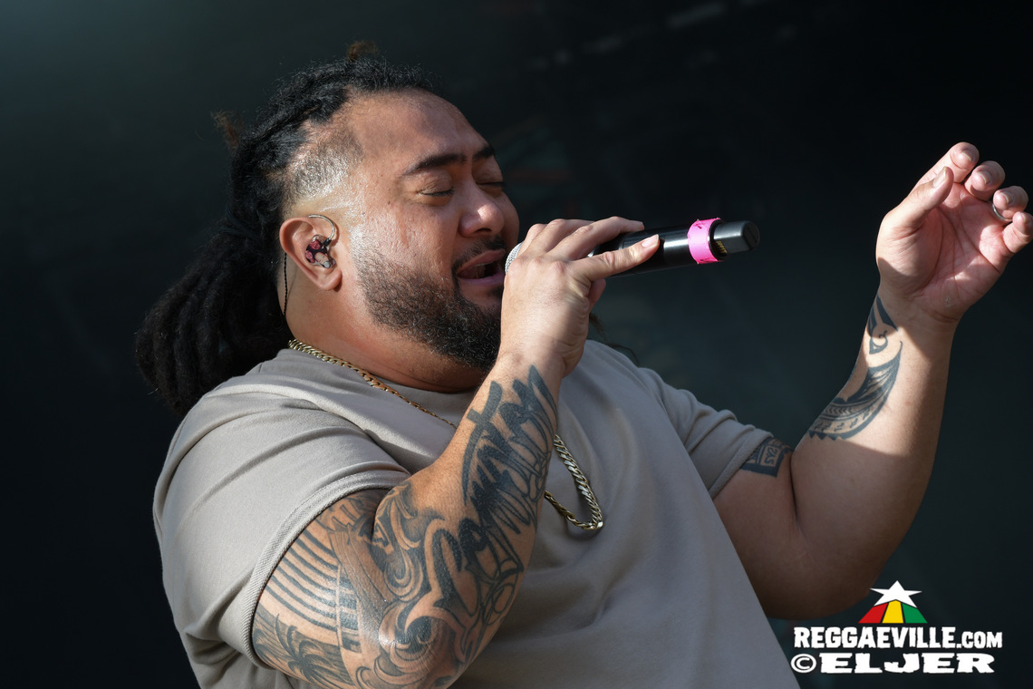 Queen Omega, J Boog, L'Entourloop