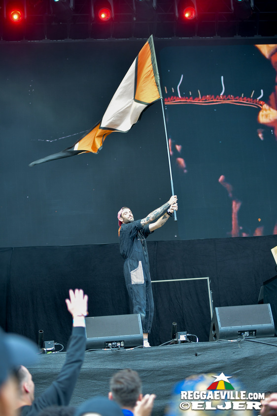 Queen Omega, J Boog, L'Entourloop