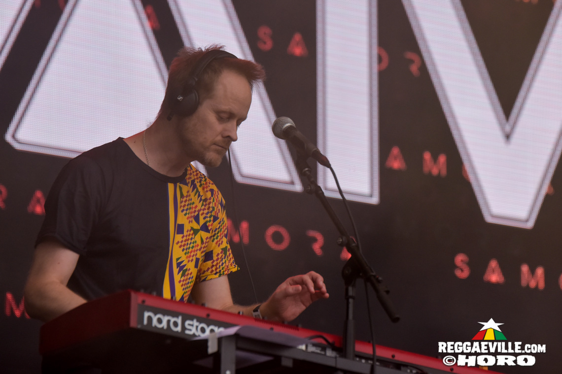 Stonebwoy, Samora, Martin Jondo feat. Junior Carl