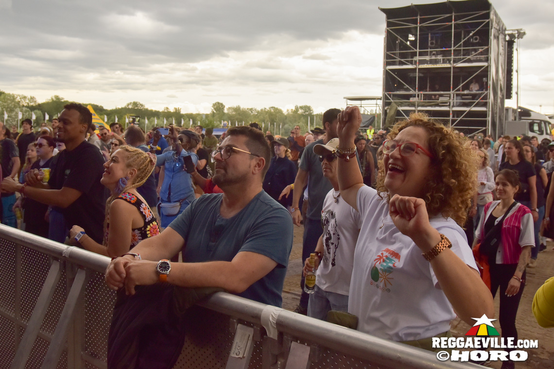 Stonebwoy, Samora, Martin Jondo feat. Junior Carl