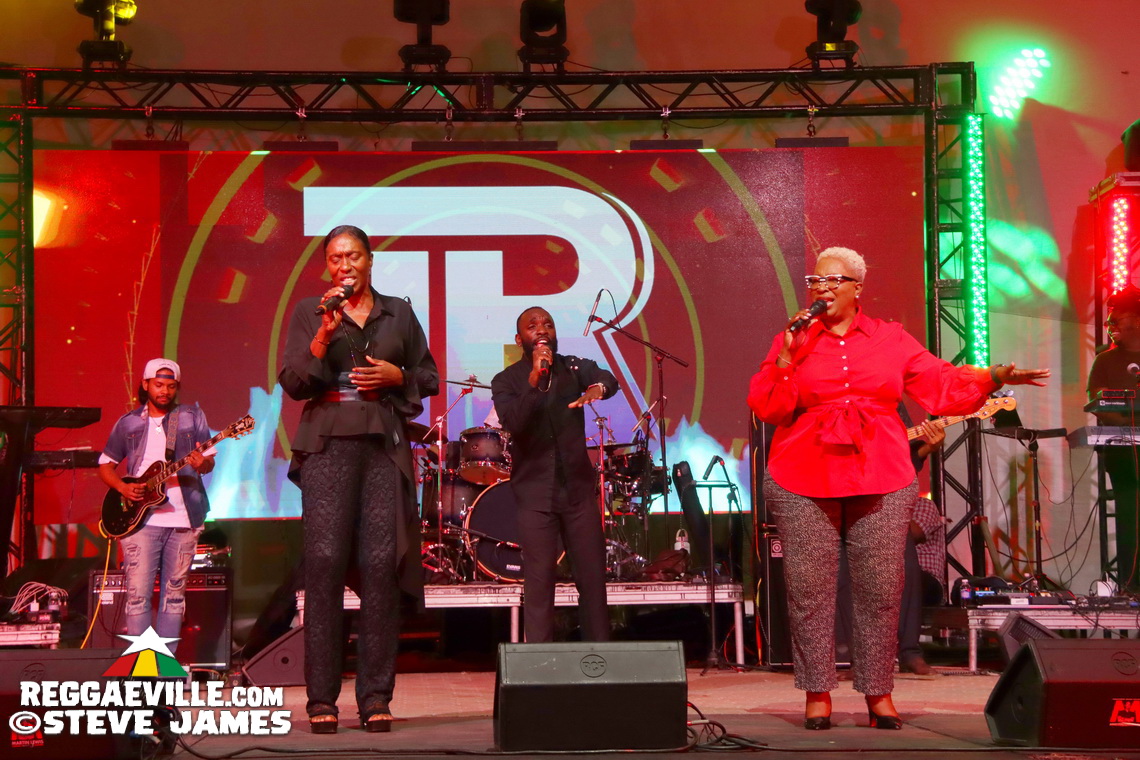 Tarrus Riley, Dean Fraser, Shuga, Boris Gardiner, George Nooks