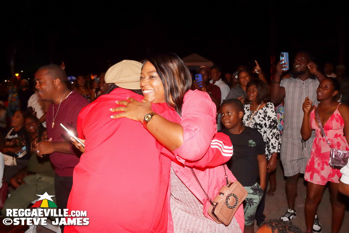 Tarrus Riley, Dean Fraser, Shuga, Boris Gardiner, George Nooks