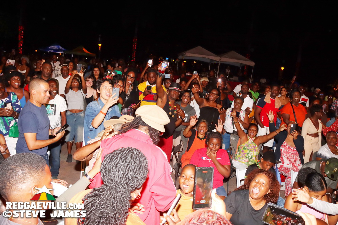 Tarrus Riley, Dean Fraser, Shuga, Boris Gardiner, George Nooks