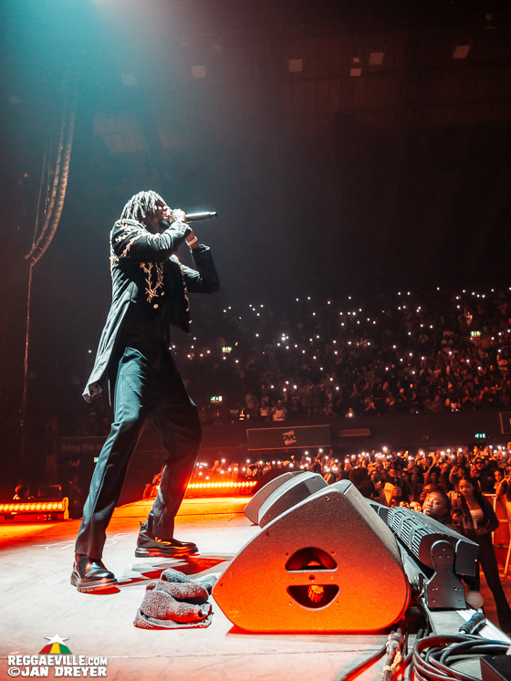 Alkaline, Rajahwild, Armanii