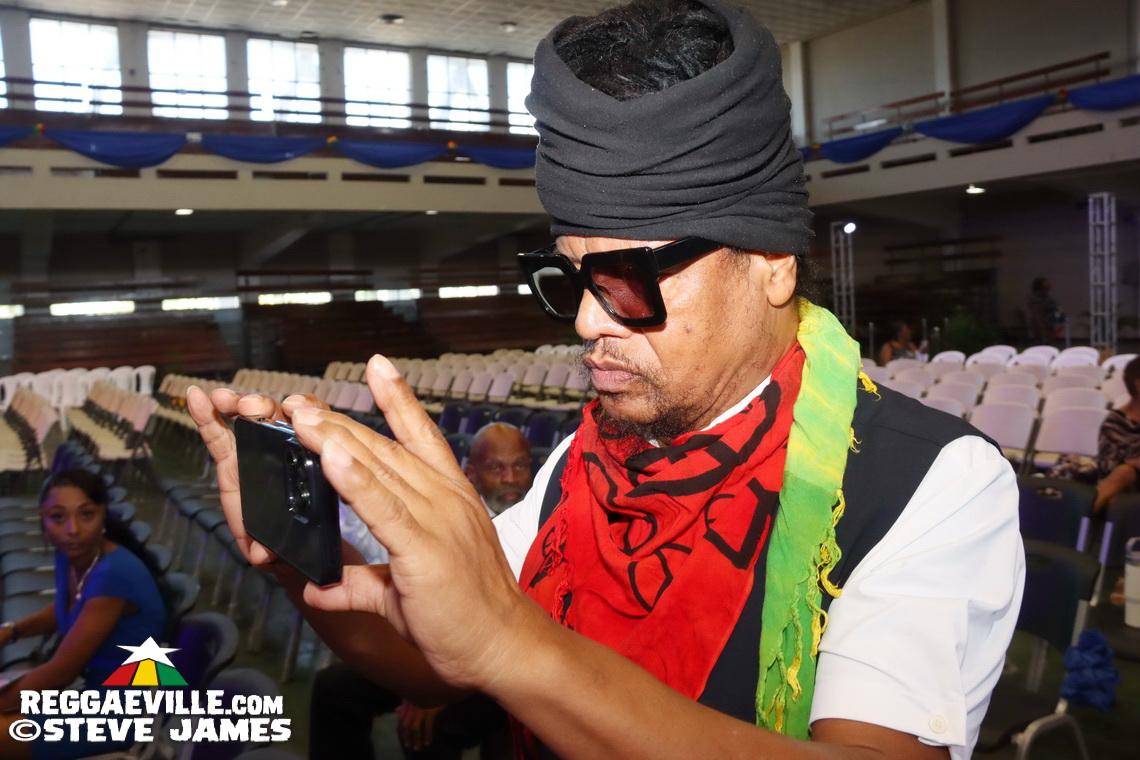 Judy Mowatt, Mutabaruka, Maxi Priest