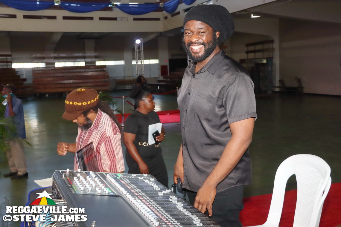 Judy Mowatt, Mutabaruka, Maxi Priest