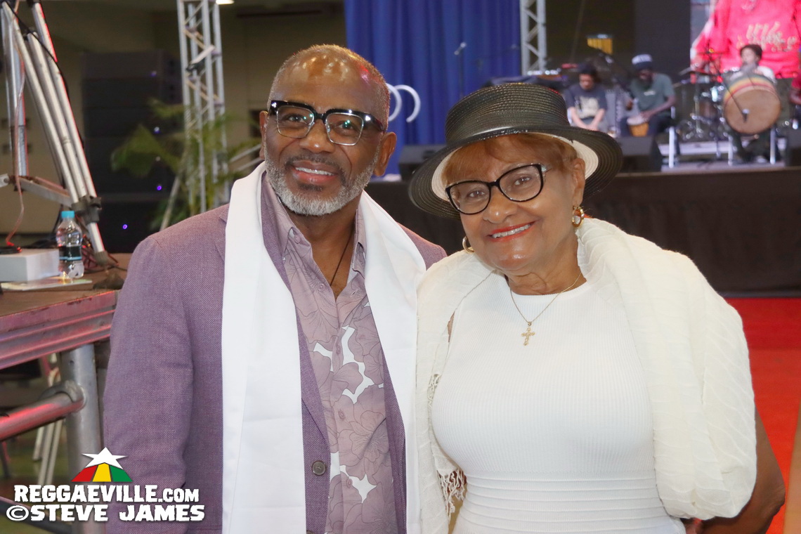 Judy Mowatt, Mutabaruka, Maxi Priest