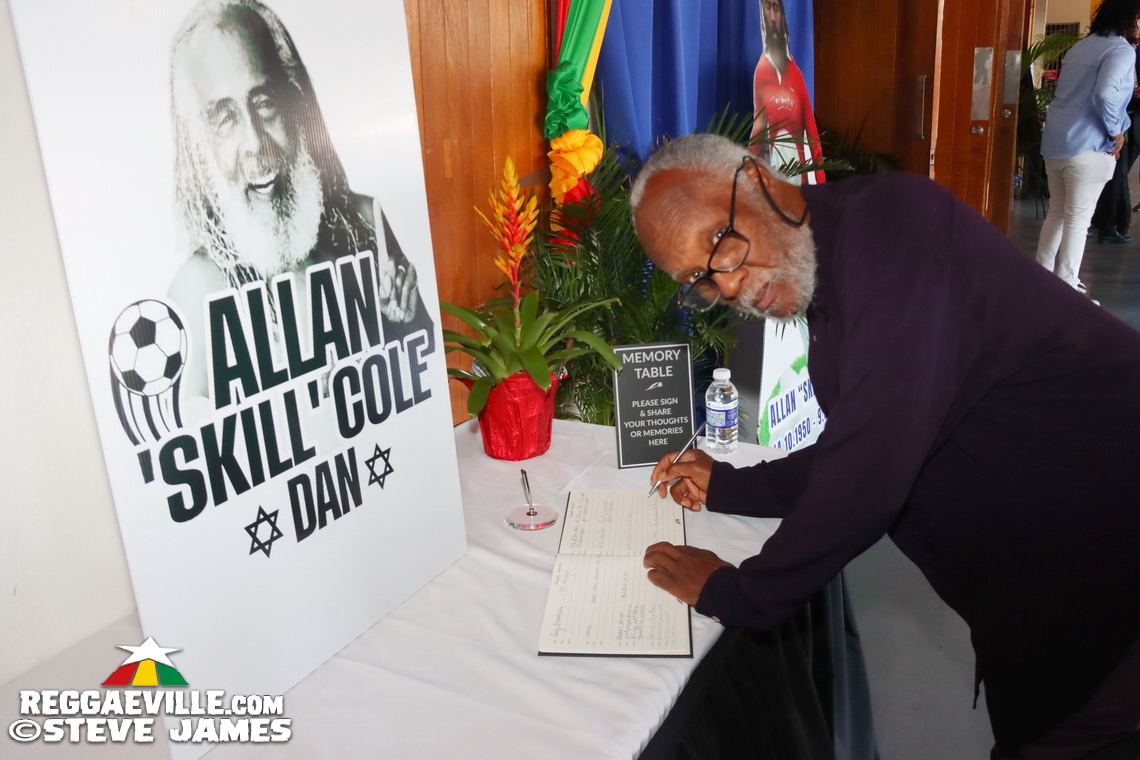 Judy Mowatt, Mutabaruka, Maxi Priest