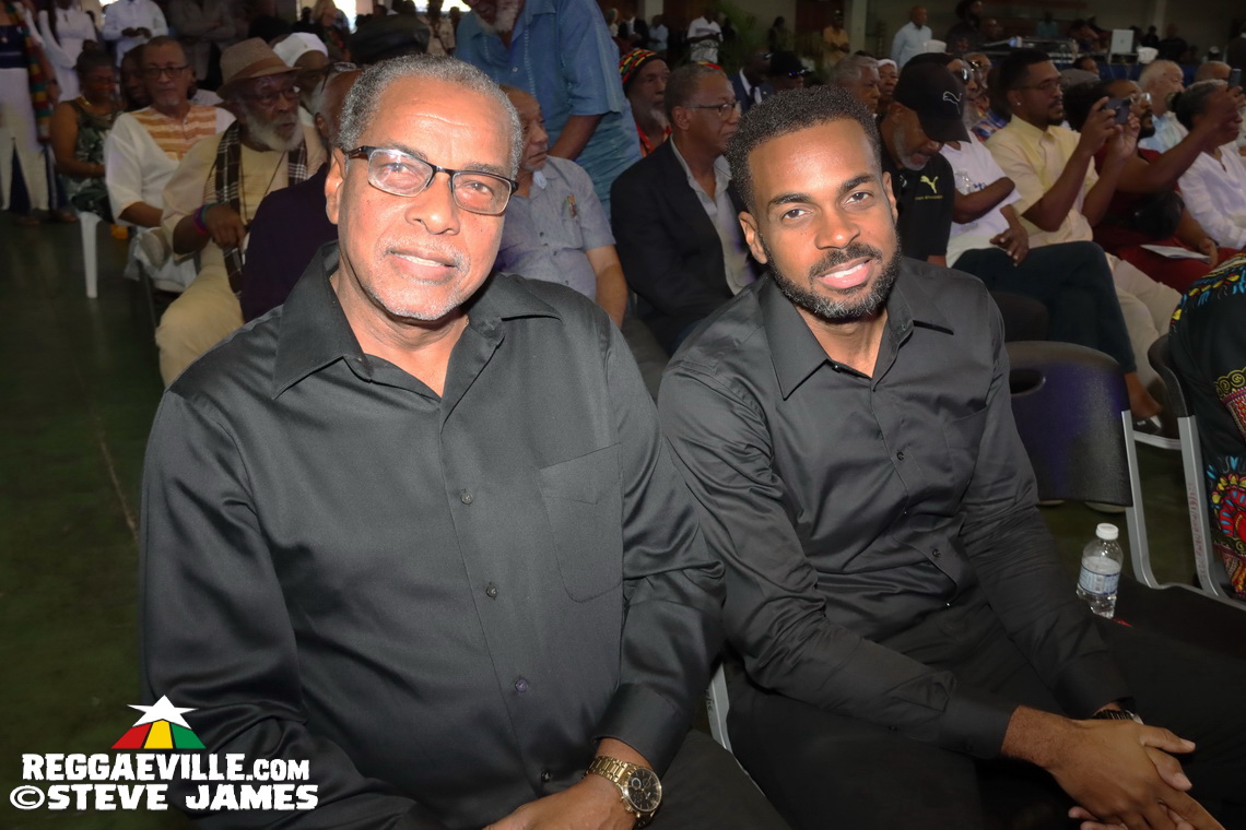 Tarrus Riley, Luciano, Junior Reid