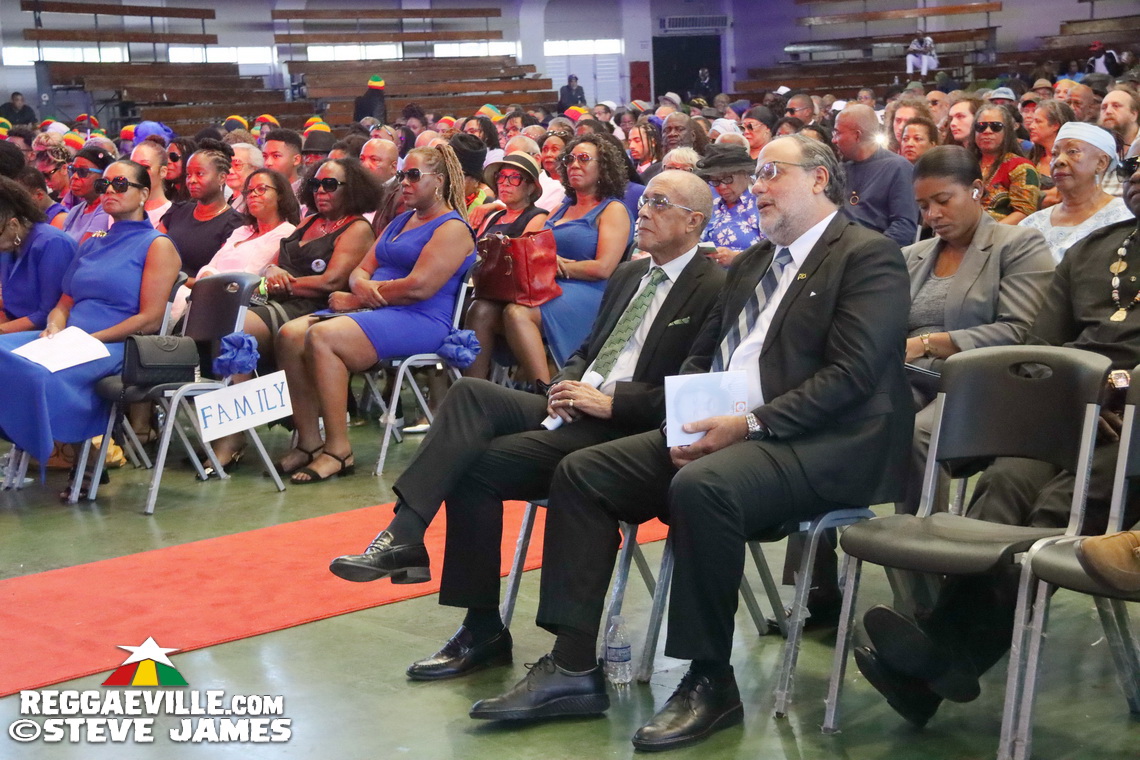 Tarrus Riley, Luciano, Junior Reid