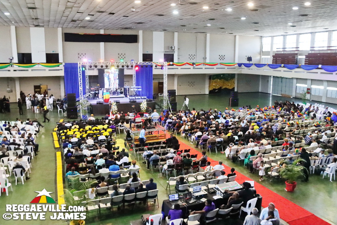 Tarrus Riley, Luciano, Junior Reid