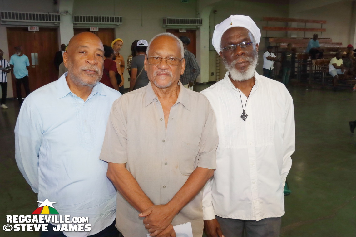 Tarrus Riley, Luciano, Junior Reid