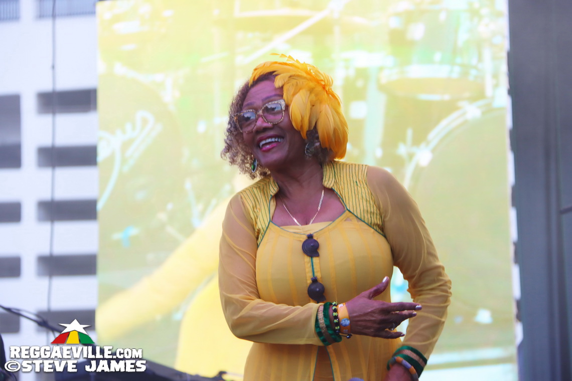 Romain Virgo, Wayne Wonder, Nadine Sutherland, Marcia Griffiths, Chronic Law