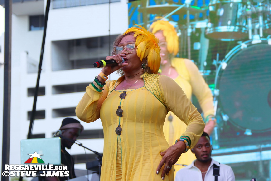 Romain Virgo, Wayne Wonder, Nadine Sutherland, Marcia Griffiths, Chronic Law