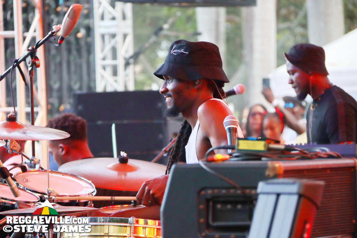 Romain Virgo, Wayne Wonder, Nadine Sutherland, Marcia Griffiths, Chronic Law