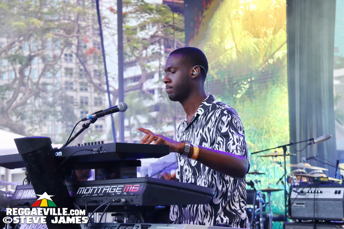 Romain Virgo, Wayne Wonder, Nadine Sutherland, Marcia Griffiths, Chronic Law