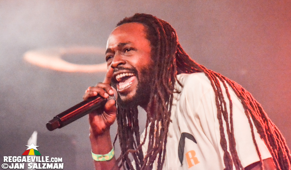 Buju Banton, Jesse Royal with Medisun