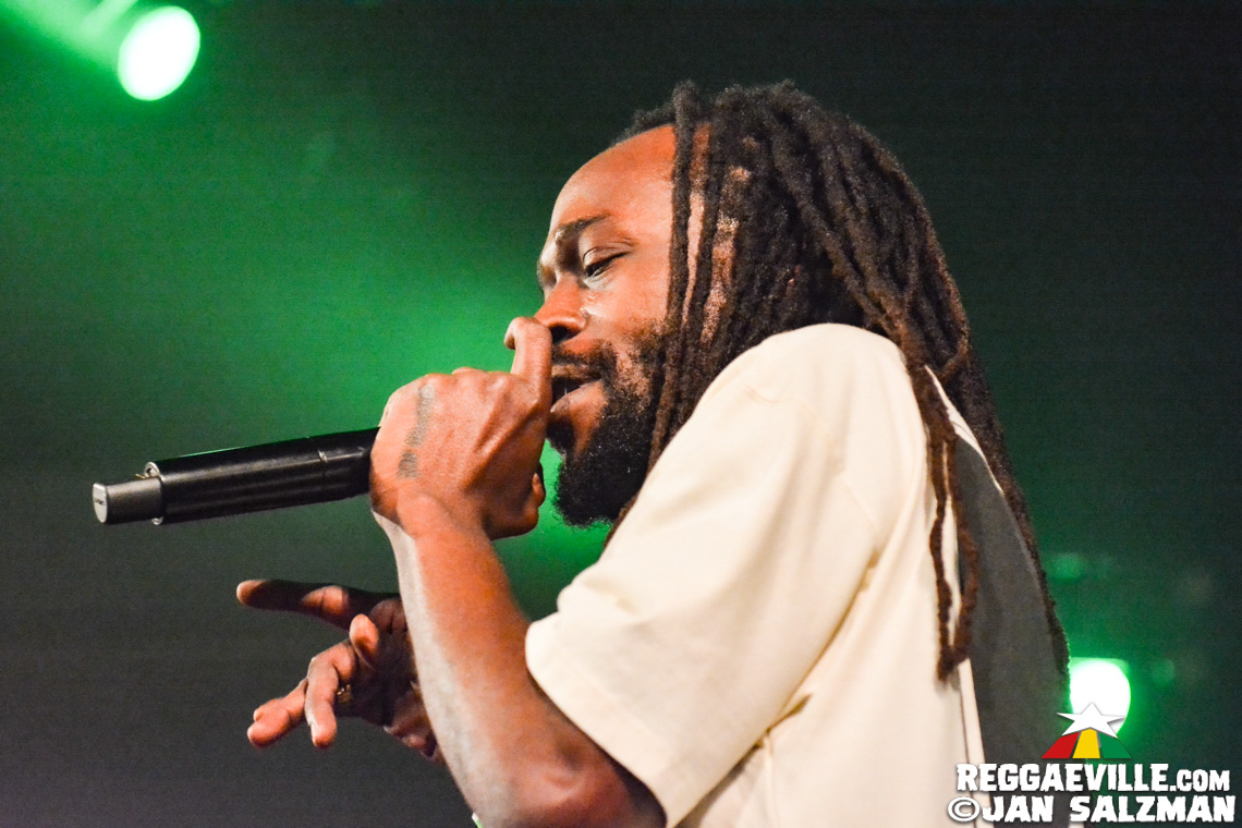 Buju Banton, Jesse Royal with Medisun