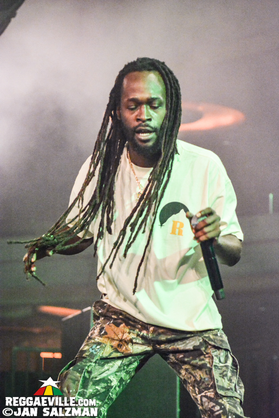 Buju Banton, Jesse Royal with Medisun