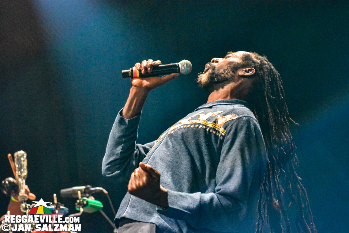 Buju Banton, Jesse Royal with Medisun