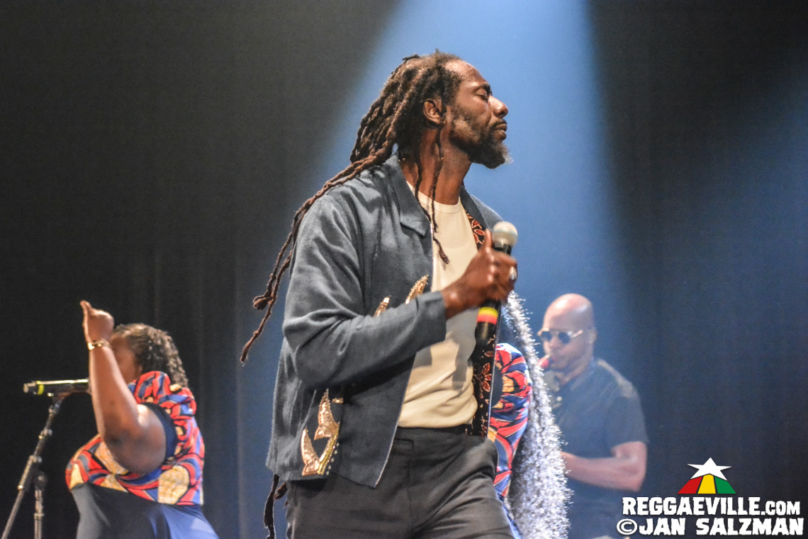 Buju Banton, Jesse Royal with Medisun