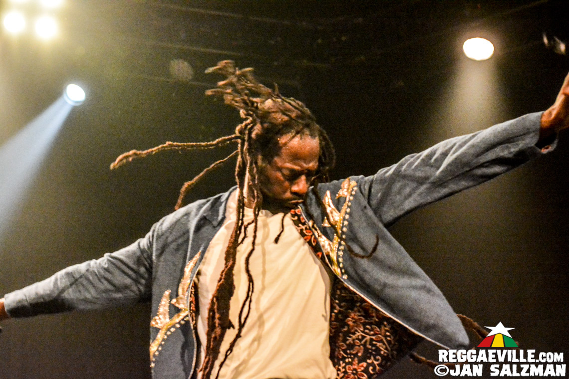 Buju Banton, Jesse Royal with Medisun