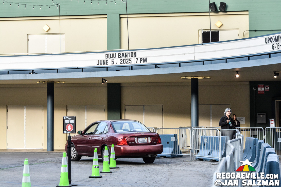 Buju Banton, Jesse Royal with Medisun