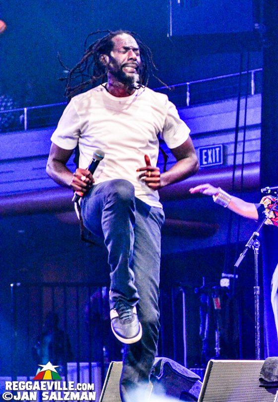 Buju Banton, Jesse Royal with Medisun