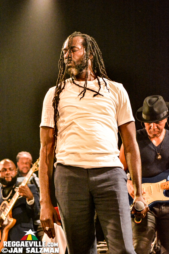 Buju Banton, Jesse Royal with Medisun