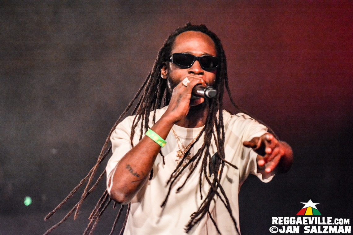 Buju Banton, Jesse Royal with Medisun