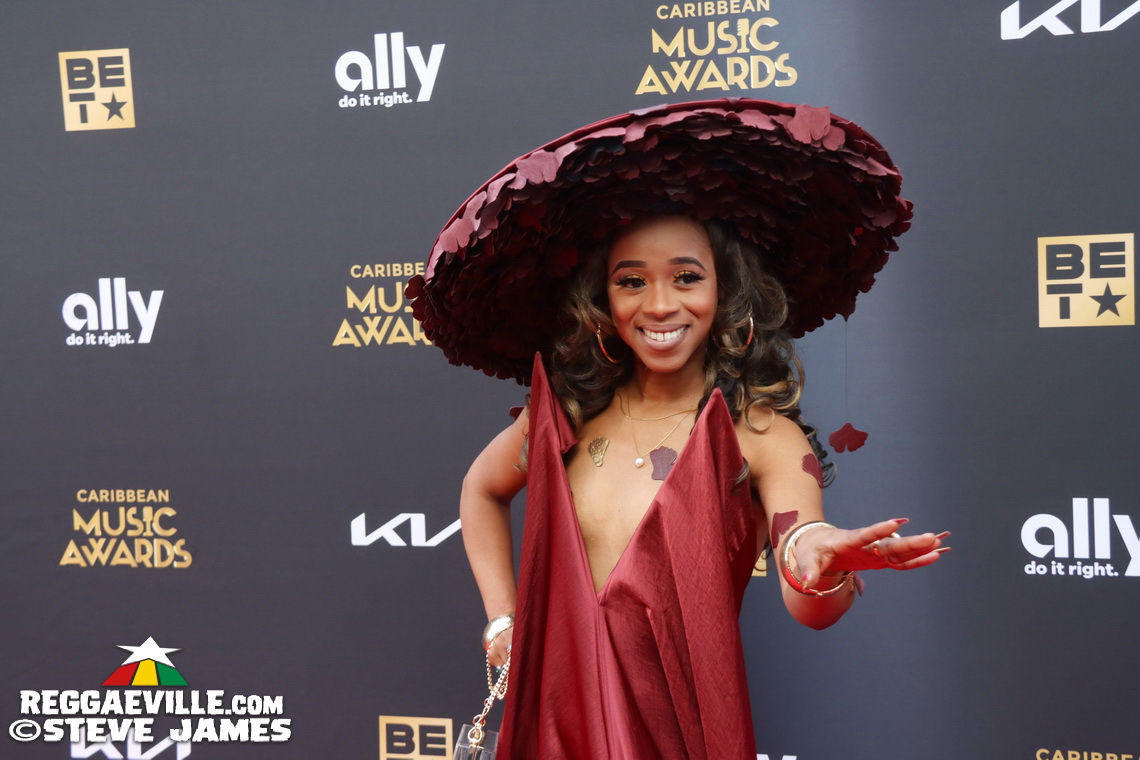 Buju Banton, Majah Hype, Sizzla, Romain Virgo