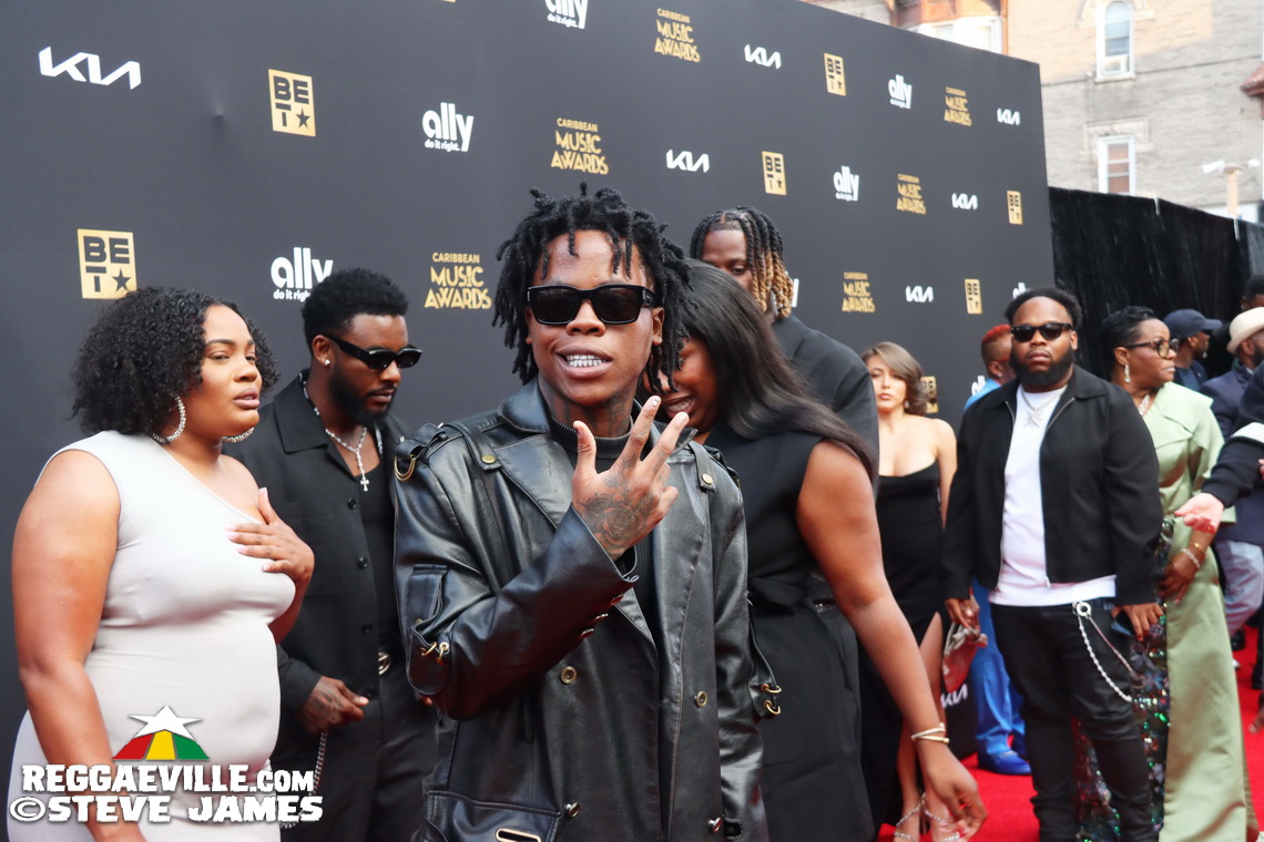 Buju Banton, Majah Hype, Sizzla, Romain Virgo