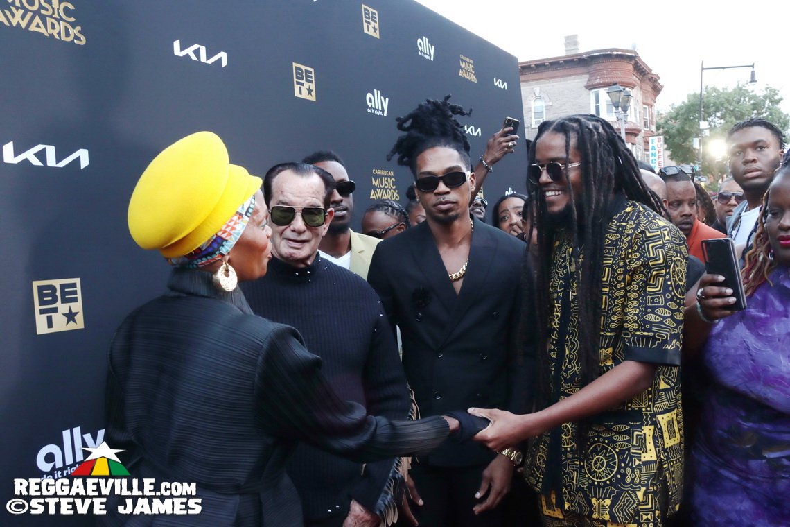 Buju Banton, Majah Hype, Sizzla, Romain Virgo