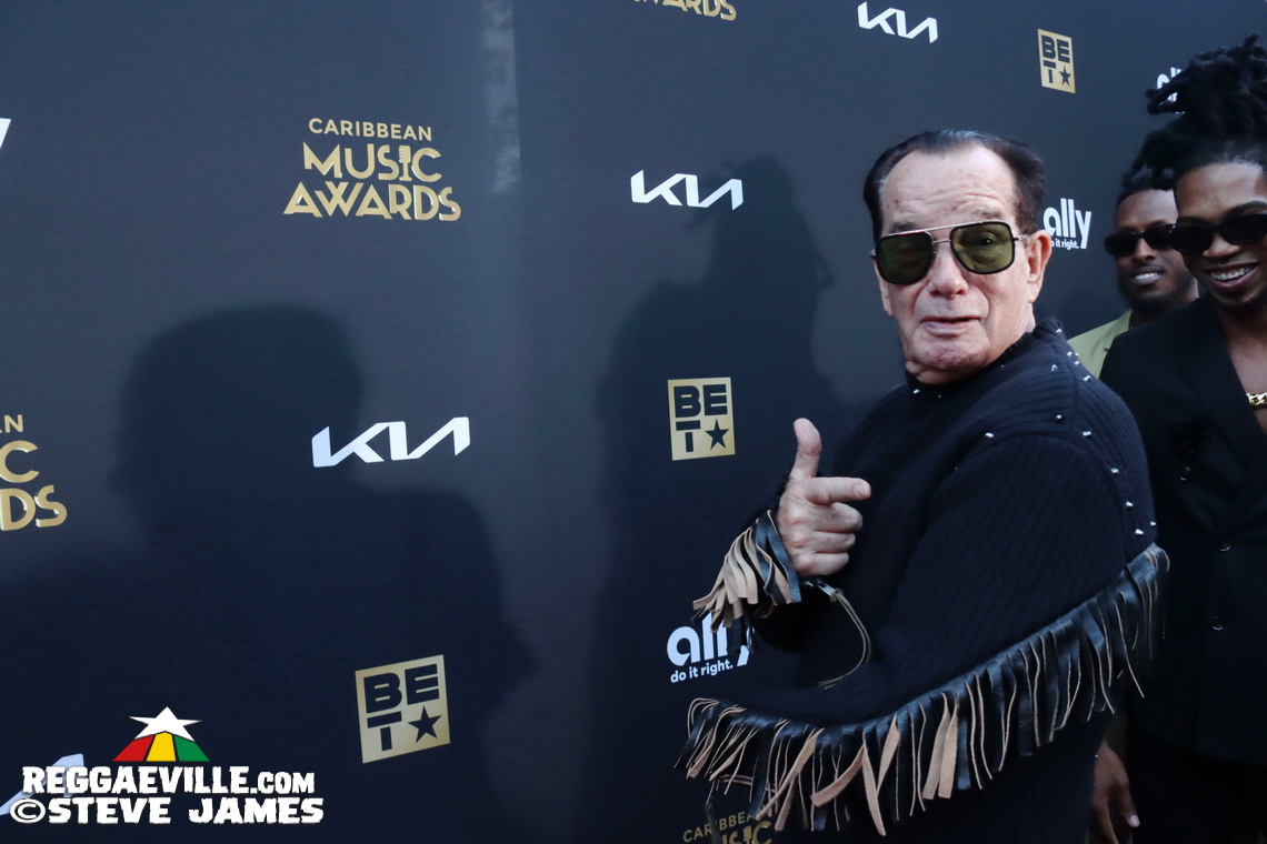 Buju Banton, Majah Hype, Sizzla, Romain Virgo