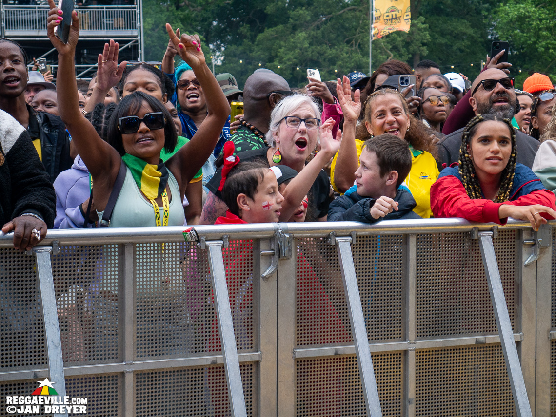 Tarrus Riley, DJ AG, Jaz Elise, Ras-I