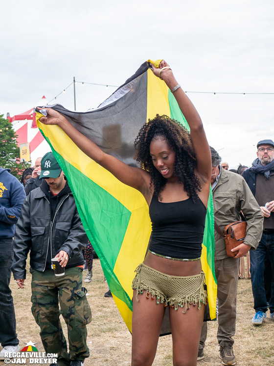 Tarrus Riley, DJ AG, Jaz Elise, Ras-I