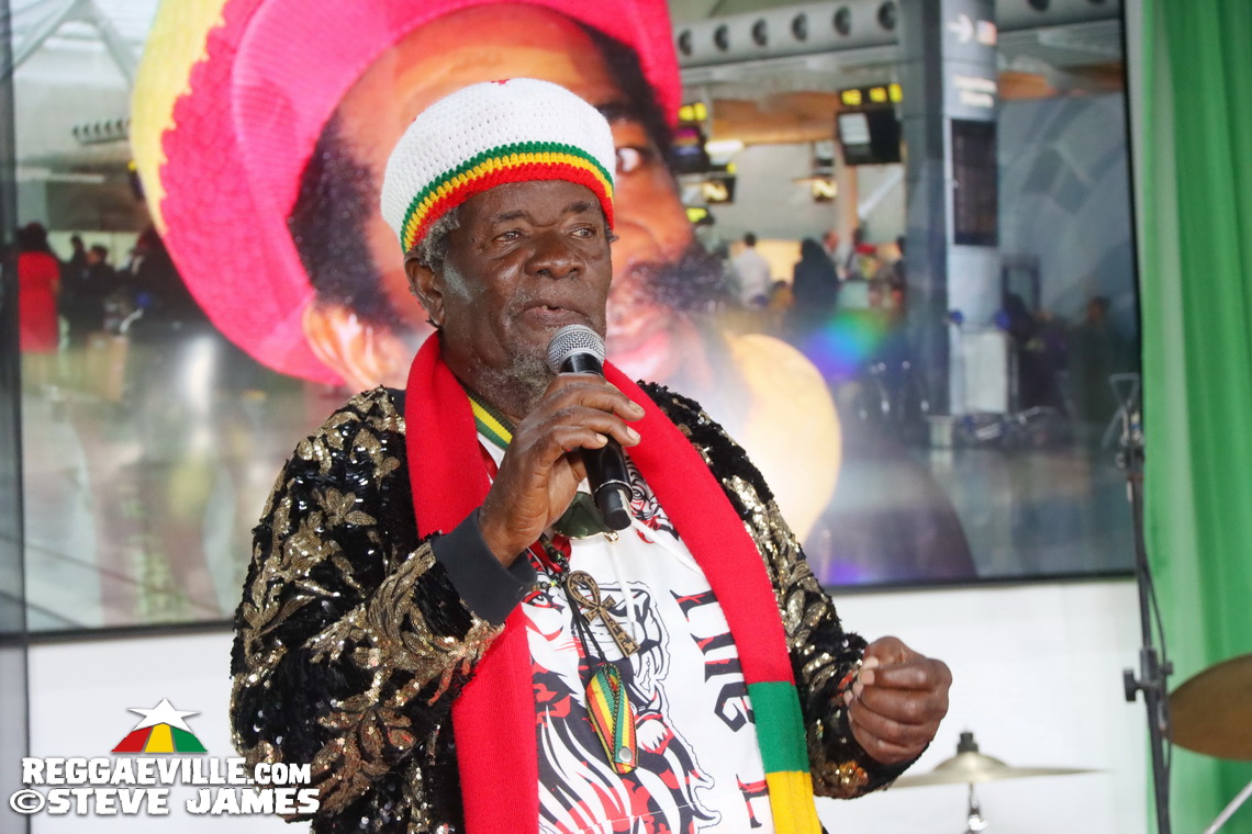 Nesbeth, Richie Stephens, Little John