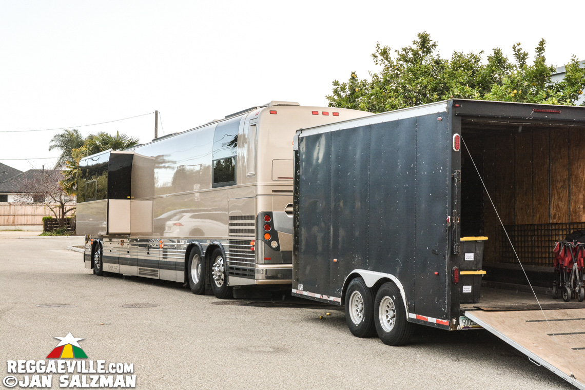 Collie Buddz, Hector Roots Lewis