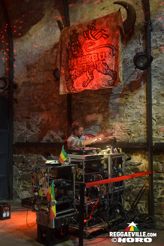 King Shiloh, Kunterbunt, Outernational Sounds, Helmut Philipps