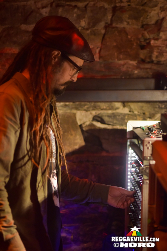 King Shiloh, Kunterbunt, Outernational Sounds, Helmut Philipps