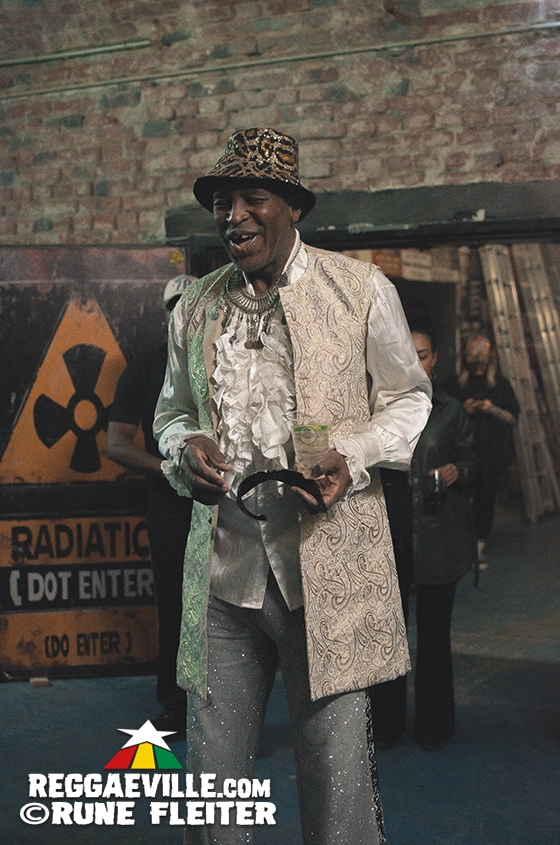 Eek-A-Mouse, Omar Perry