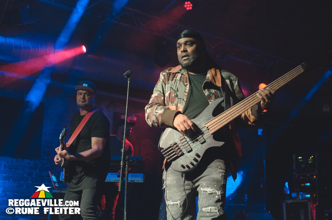 Eek-A-Mouse, Omar Perry