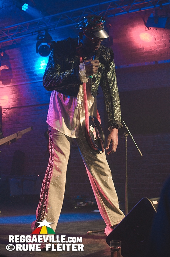 Eek-A-Mouse, Omar Perry