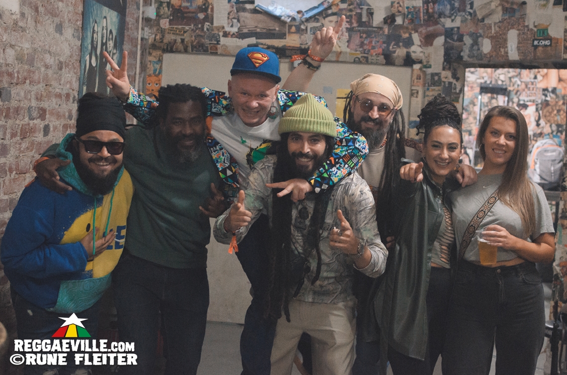 Eek-A-Mouse, Omar Perry